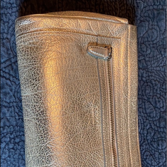 Authentic Coach Clutch - Picture 4 of 8